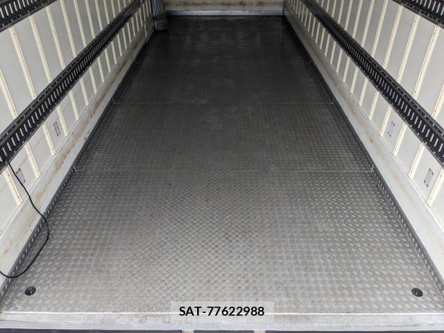 Isuzu FORWARD 2018-03 8230102-18
