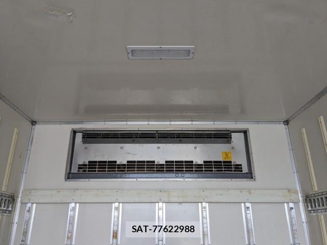 Isuzu FORWARD 2018-03 8230102-20