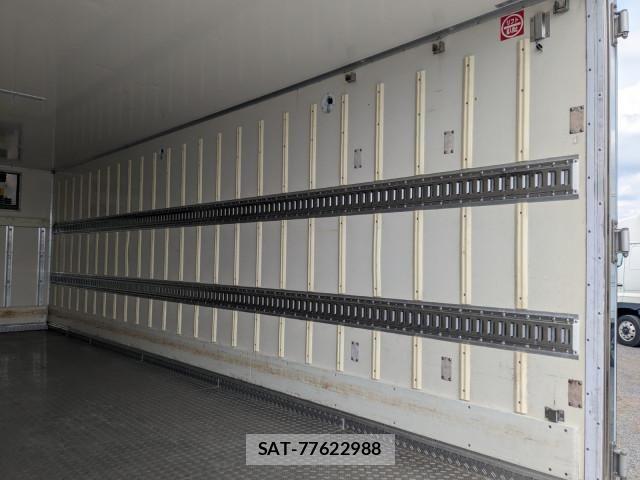 Isuzu FORWARD 2018-03 8230102-22