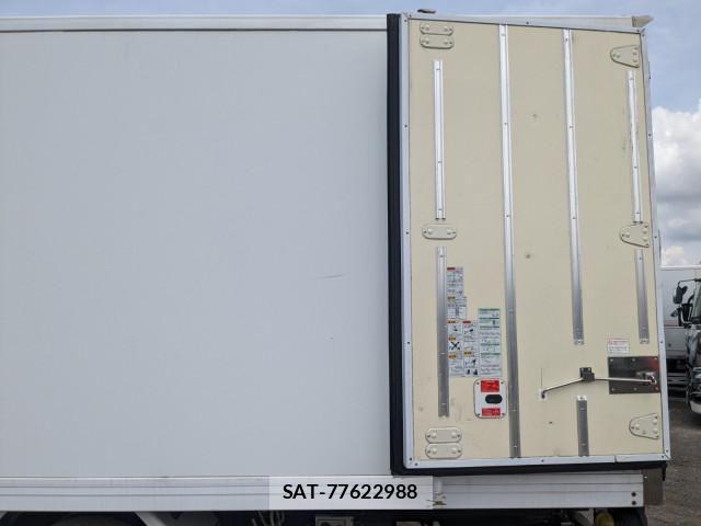 Isuzu FORWARD 2018-03 8230102-24