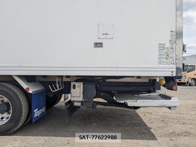 Isuzu FORWARD 2018-03 8230102-26