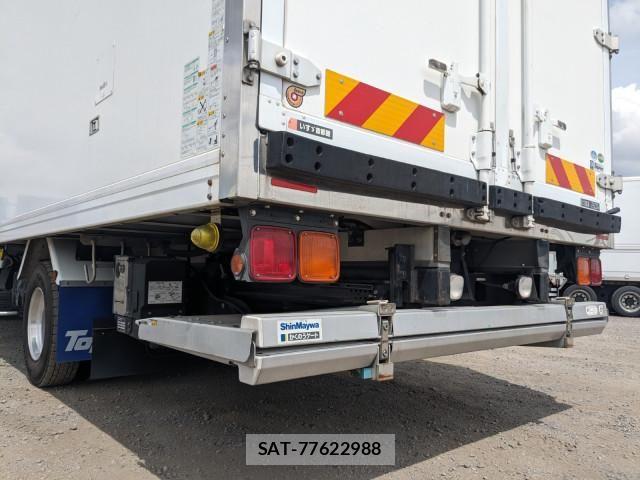 Isuzu FORWARD 2018-03 8230102-6