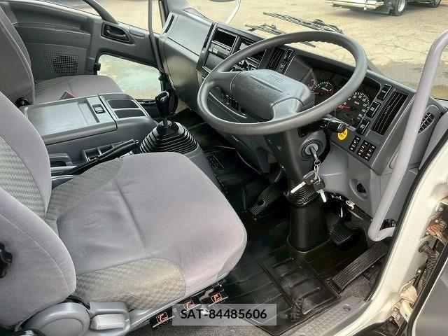 Isuzu FORWARD 2014-03 8230112-20
