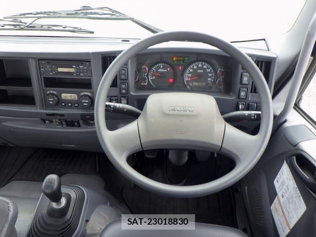 Isuzu FORWARD 2017-08 8230098-12