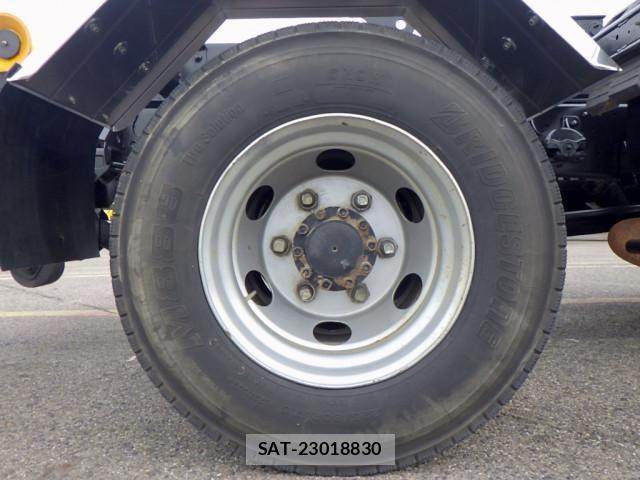 Isuzu FORWARD 2017-08 8230098-25