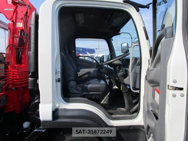 Isuzu FORWARD 2015-11 8230092-10