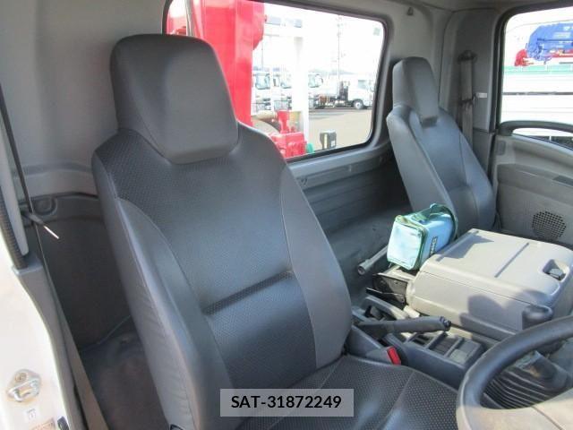 Isuzu FORWARD 2015-11 8230092-12