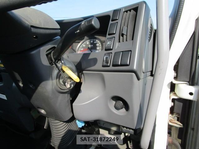 Isuzu FORWARD 2015-11 8230092-15