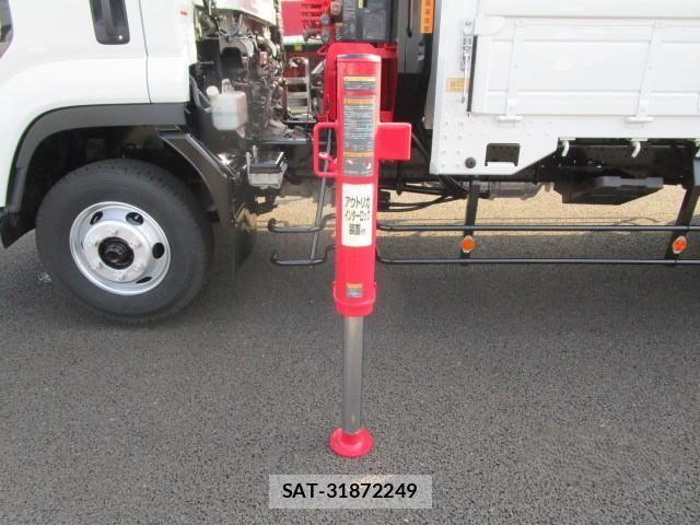 Isuzu FORWARD 2015-11 8230092-27