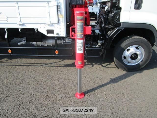 Isuzu FORWARD 2015-11 8230092-28