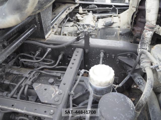 Isuzu FORWARD 2011-12 8230117-10