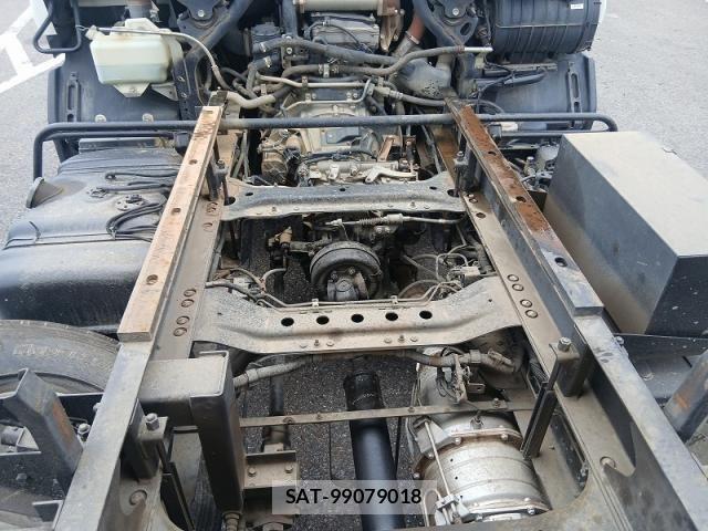 Isuzu FORWARD 2011-02 8245241-23
