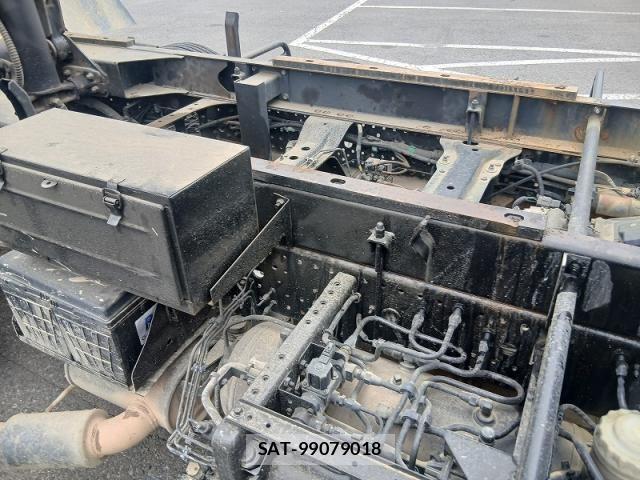 Isuzu FORWARD 2011-02 8245241-24