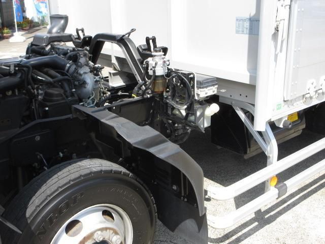Isuzu FORWARD 2023-03 8311119-12