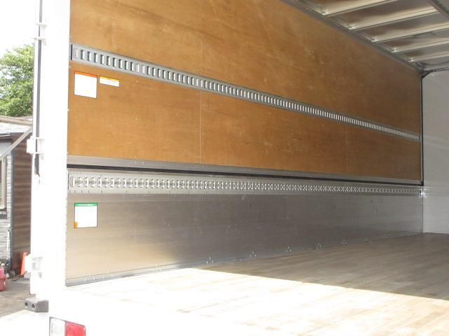 Isuzu FORWARD 2023-03 8311119-22