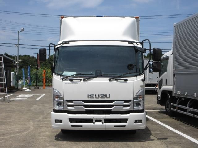 Isuzu FORWARD 2023-03 8311119-4
