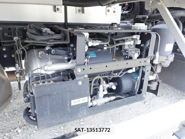 Isuzu FORWARD 2019-04 8314537-17