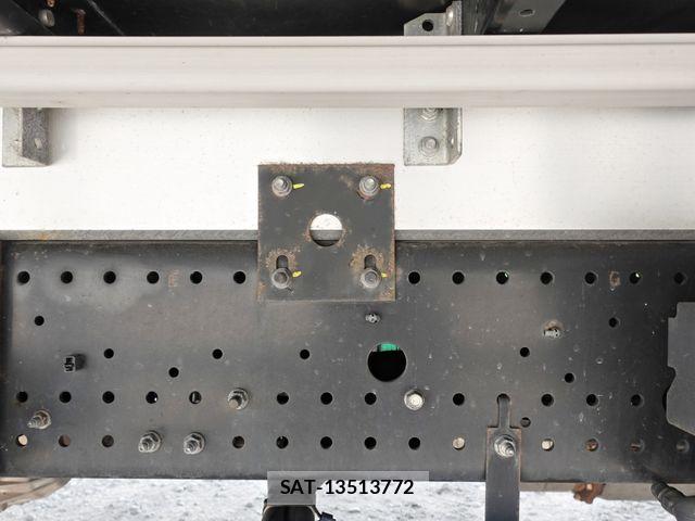 Isuzu FORWARD 2019-04 8314537-20