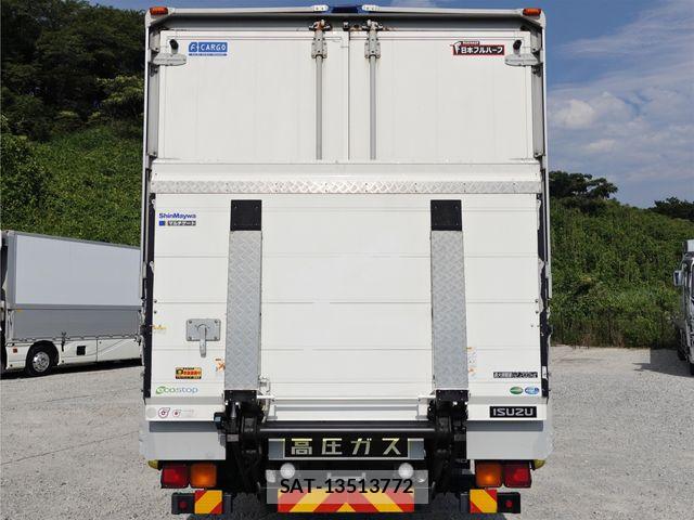 Isuzu FORWARD 2019-04 8314537-5