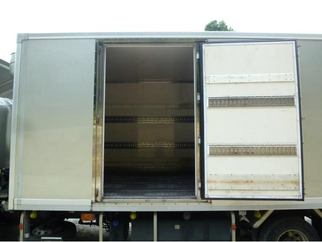 Isuzu FORWARD 2023-06 8311118-11