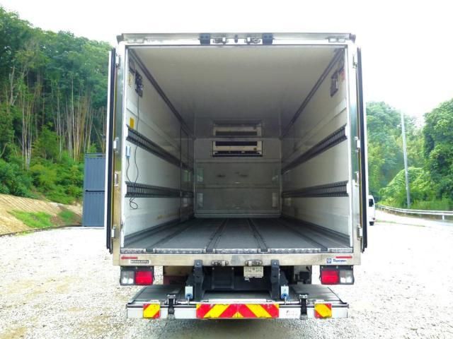 Isuzu FORWARD 2023-06 8311118-13