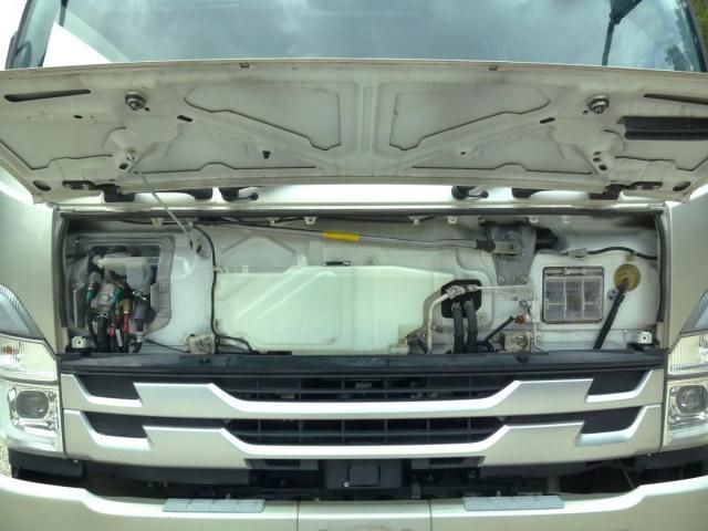 Isuzu FORWARD 2023-06 8311118-7