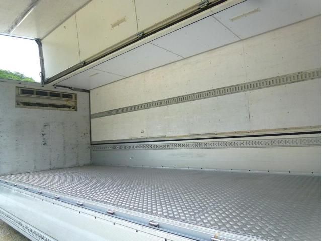 Isuzu FORWARD 2019-03 8311120-20