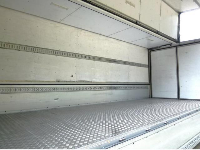 Isuzu FORWARD 2019-03 8311120-21