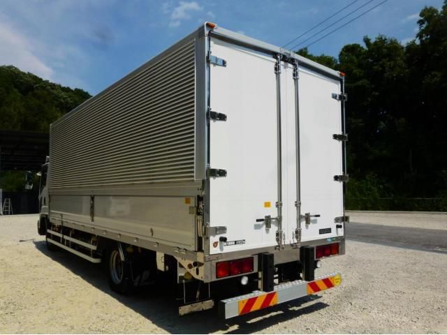 Isuzu FORWARD 2019-03 8311120-5