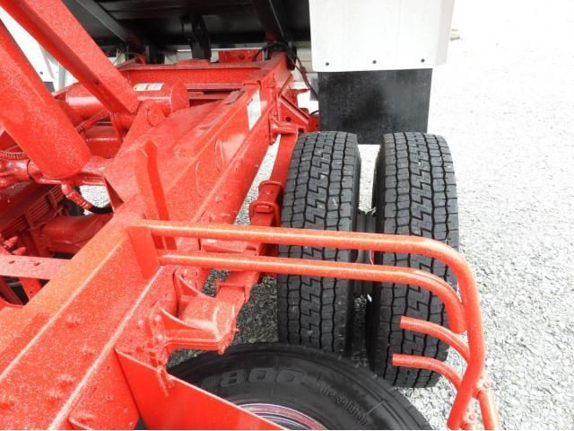 Isuzu FORWARD 2020-03 8311121-14