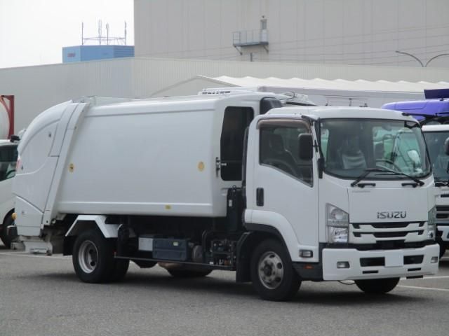 Isuzu FORWARD 2020-06 8331903-0
