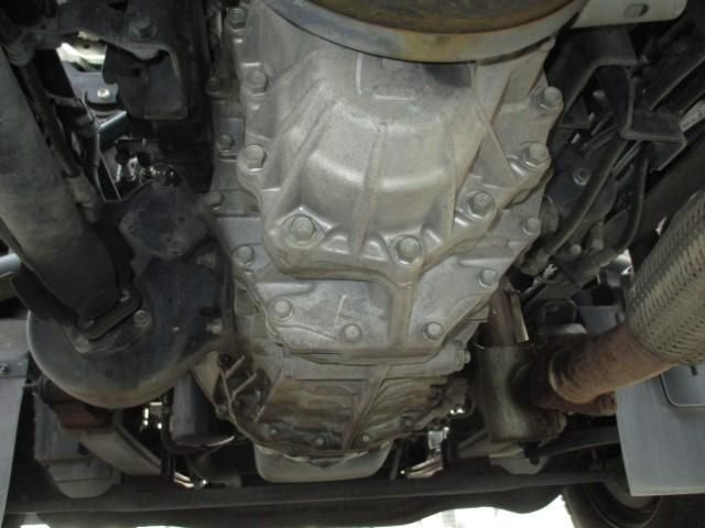Isuzu FORWARD 2020-06 8331903-22