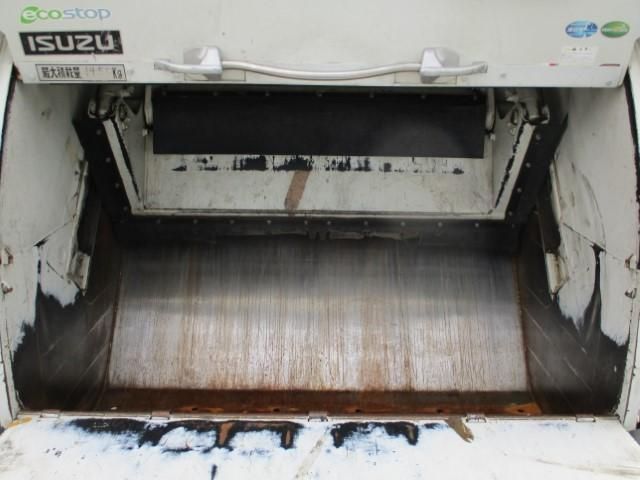 Isuzu FORWARD 2020-06 8331903-7
