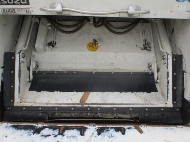 Isuzu FORWARD 2020-06 8331903-8