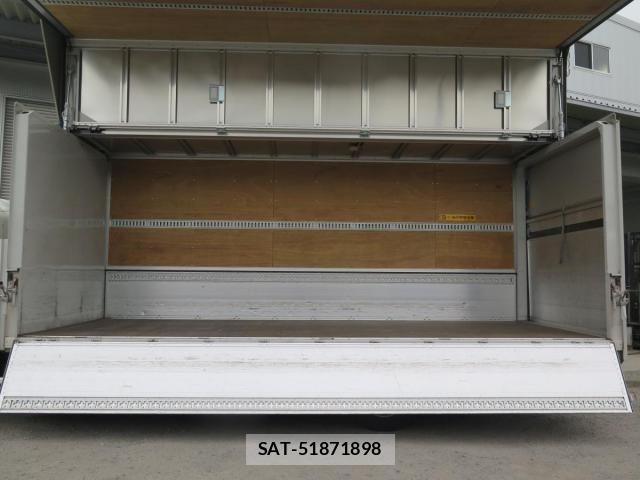 Isuzu FORWARD 2022-12 8335911-13