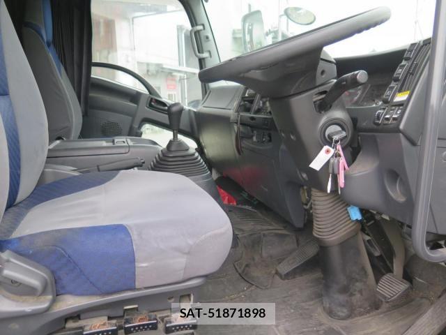 Isuzu FORWARD 2022-12 8335911-24