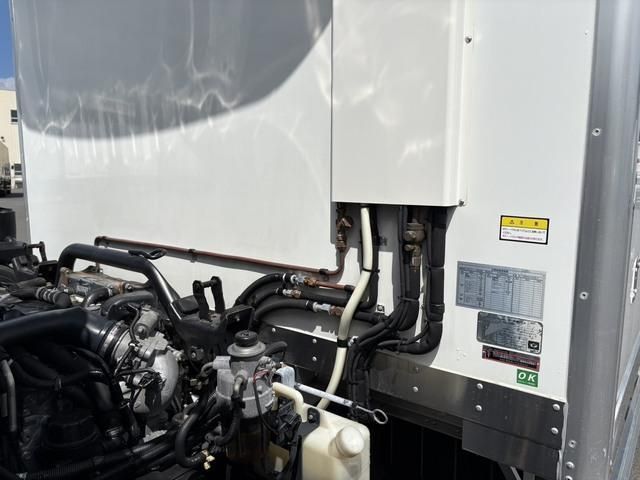 Isuzu FORWARD 2017-06 8331927-13