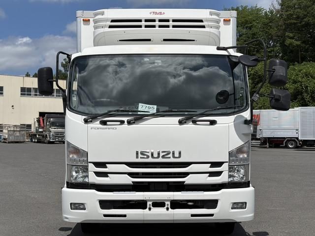 Isuzu FORWARD 2017-06 8331927-1