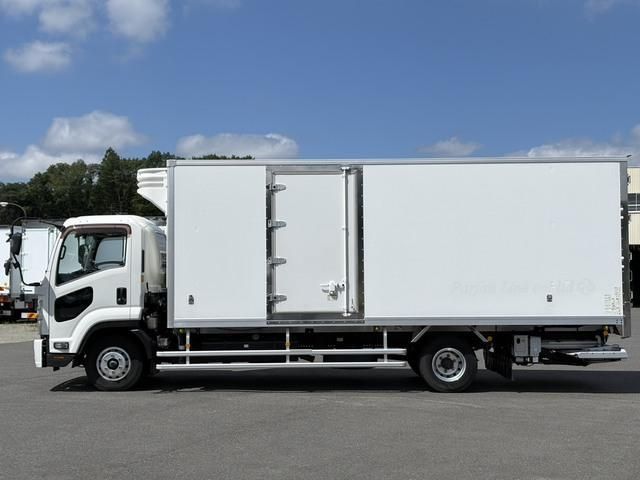 Isuzu FORWARD 2017-06 8331927-3