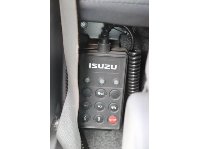 Isuzu FORWARD 2014-03 8331929-21