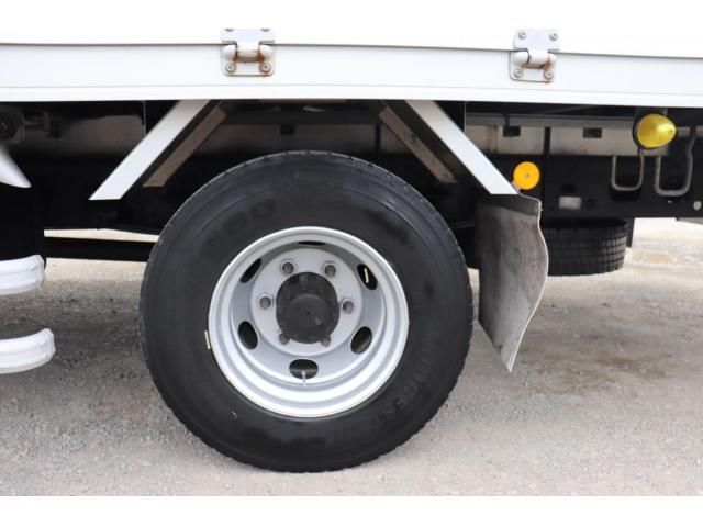 Isuzu FORWARD 2014-03 8331929-26
