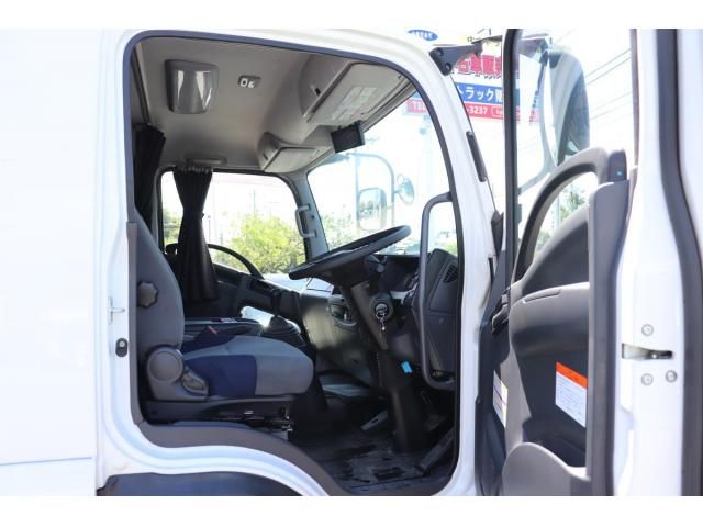 Isuzu FORWARD 2021-08 8331904-18