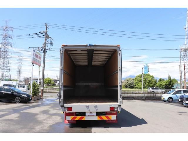 Isuzu FORWARD 2021-08 8331904-6