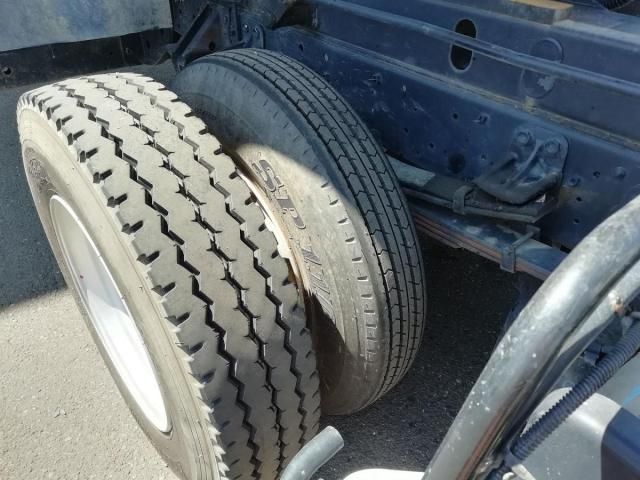 Isuzu FORWARD 2019-03 8331922-12