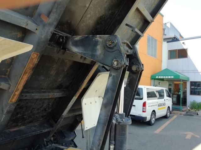 Isuzu FORWARD 2019-03 8331922-16