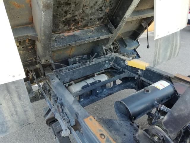 Isuzu FORWARD 2019-03 8331922-17