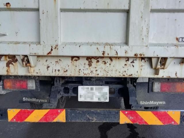 Isuzu FORWARD 2019-03 8331922-23