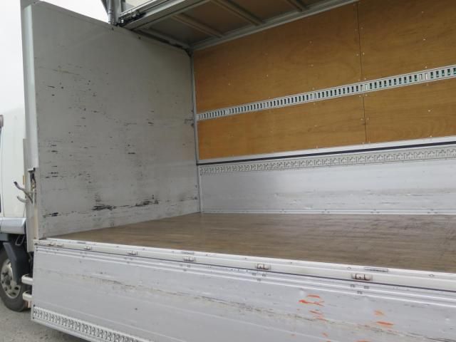 Isuzu FORWARD 2020-06 8331908-11
