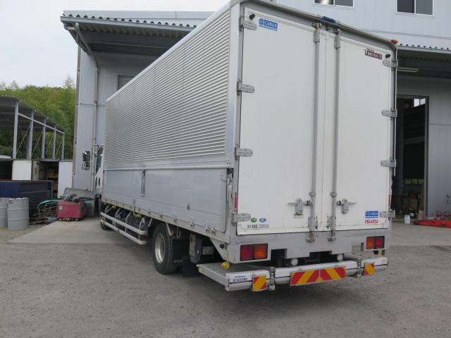 Isuzu FORWARD 2020-06 8331908-5
