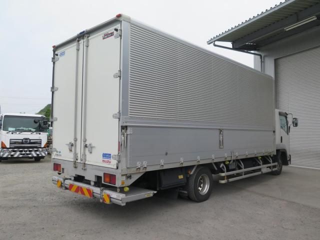 Isuzu FORWARD 2020-06 8331908-7